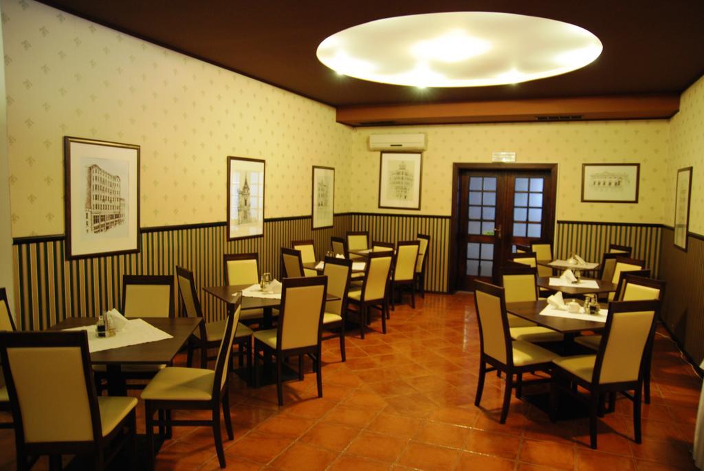 לודז' Hotel Swiatowit מראה חיצוני תמונה