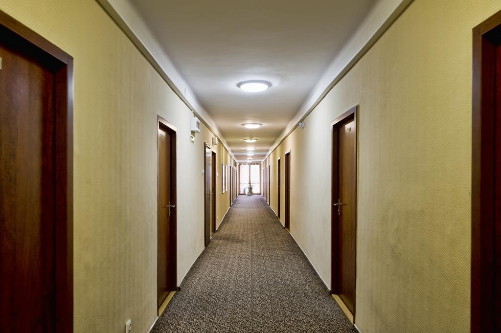 לודז' Hotel Swiatowit מראה חיצוני תמונה